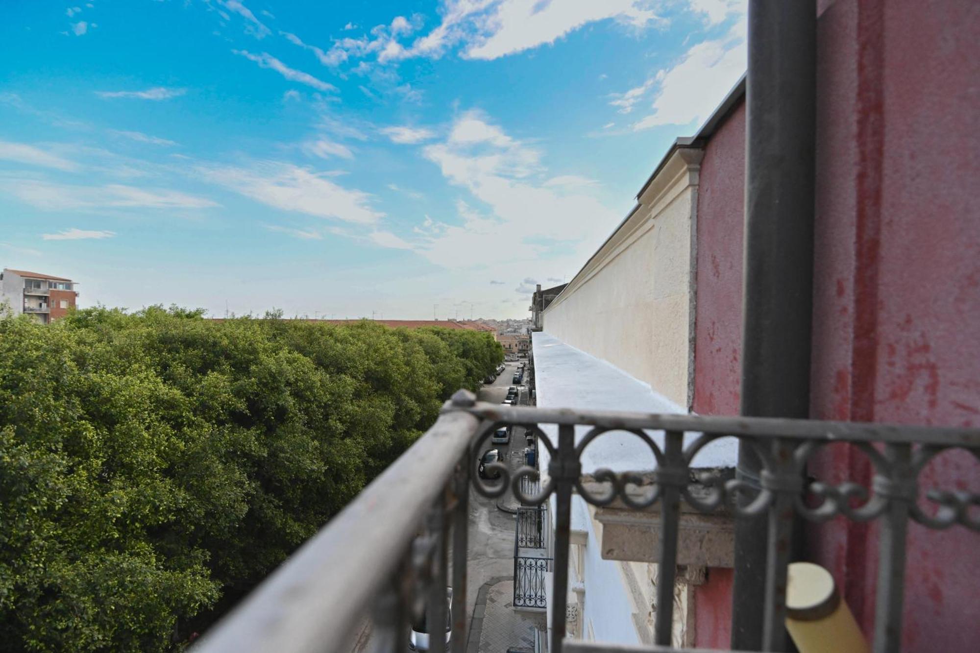 B&B L'Infiorescenza New Сиракуза Екстериор снимка